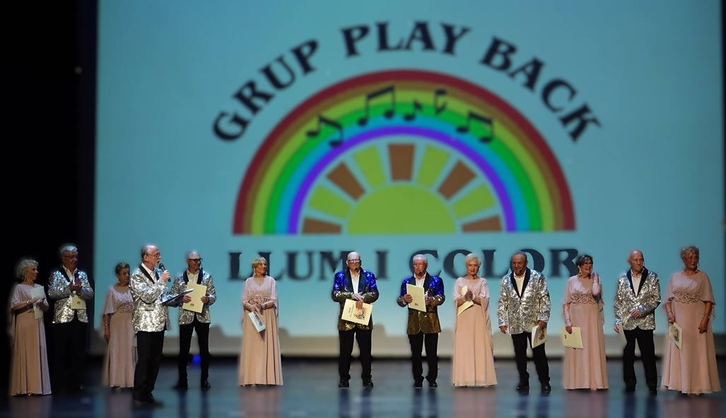 Llum i color. Play Back