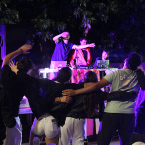 Festa fi d’estiu jove